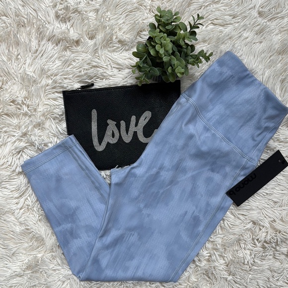 Mono B Patterned Capri Leggings 💗 Sky Blue - Picture 1 of 14